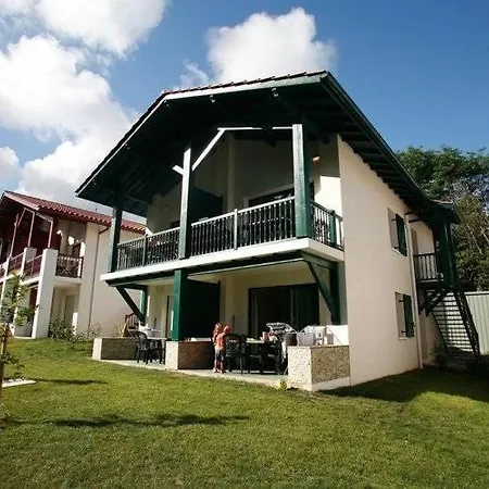 Comfortable With Terrace Surrounded By Pine Trees Apartmán Saint-Jean-de-Luz