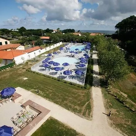 Comfortable With Terrace Surrounded By Pine Trees Apartmán *